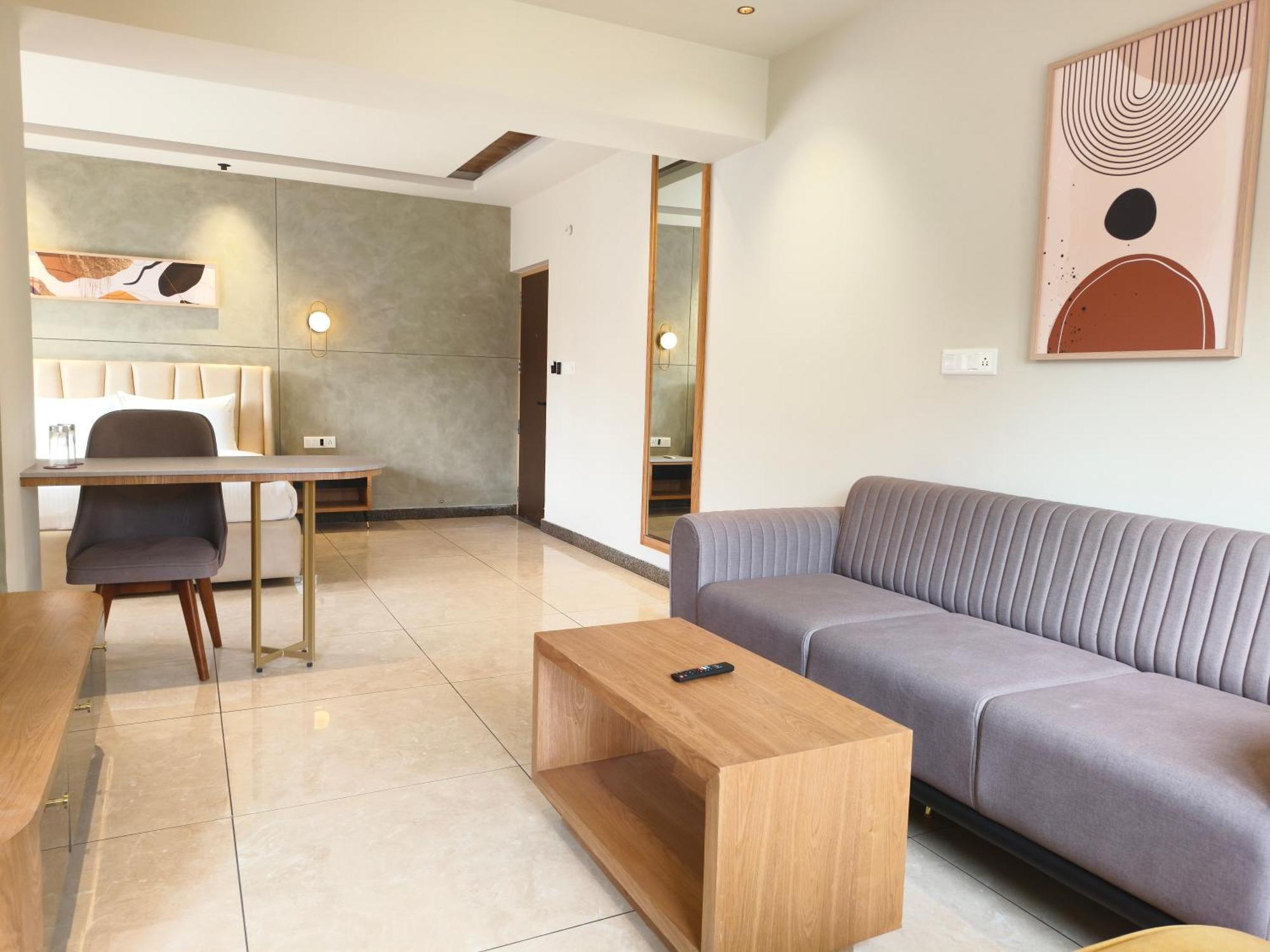 Olive Hotel Le Opera By Embassy Group Bangalore Bagian luar foto